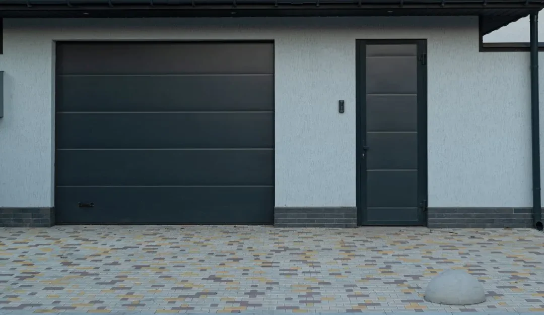 Podjazd do garażu – jak i z czego go wykonać?